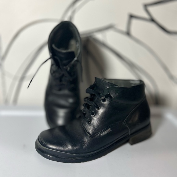 Mephisto Shoes - Mephisto 100% Caoutchouc Black Ankle Boots, High Quality and Handcrafted Size 7